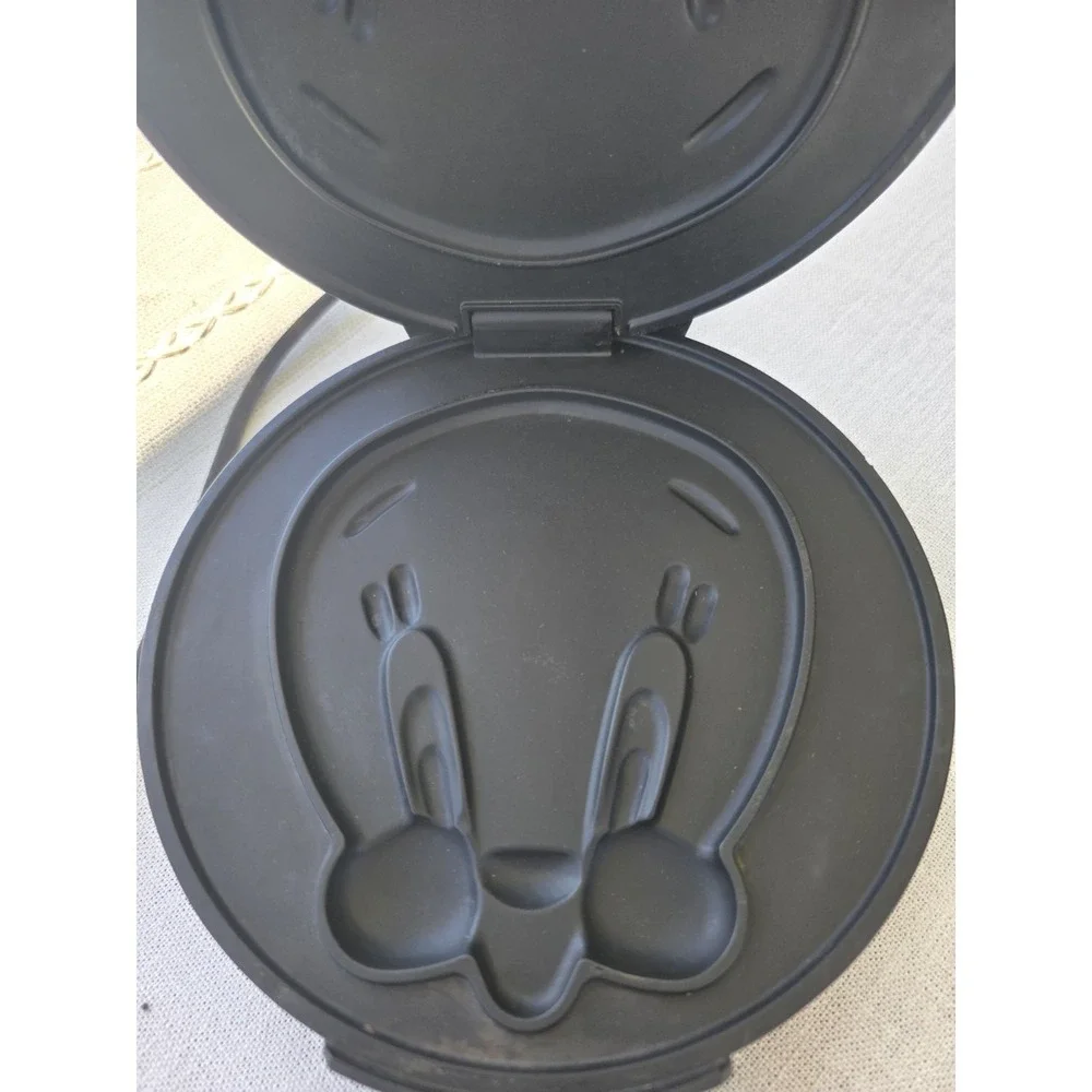 VTG Sylvester Tweety Waffle Maker‎ Salton WM20LT Looney Tunes Tested Works